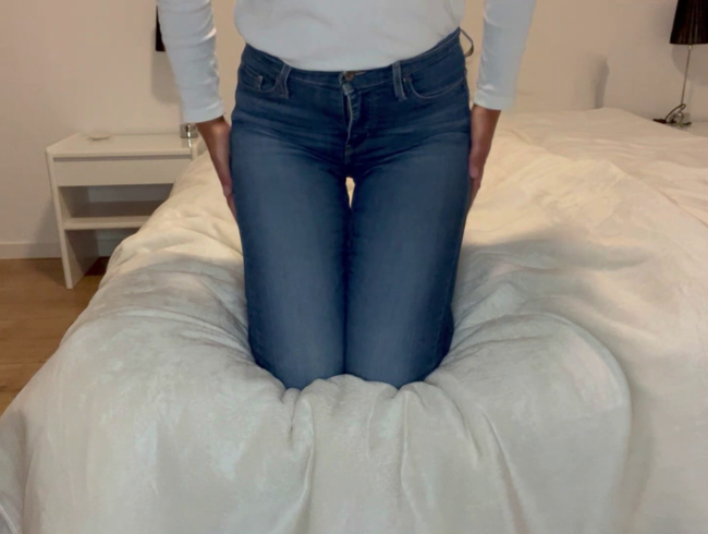 Pisciare nei jeans prima di andare a letto