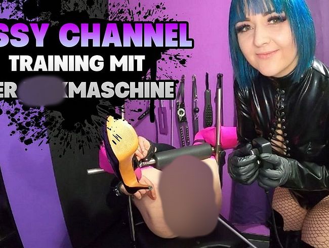 SISSY CHANNEL - Allenamento con la macchina del cazzo